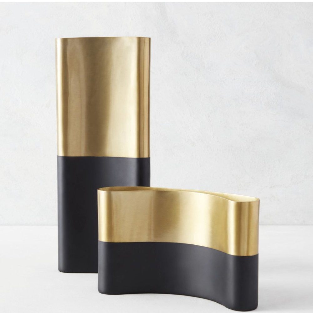 Black and Gold Curvy Vase Set (NWT)